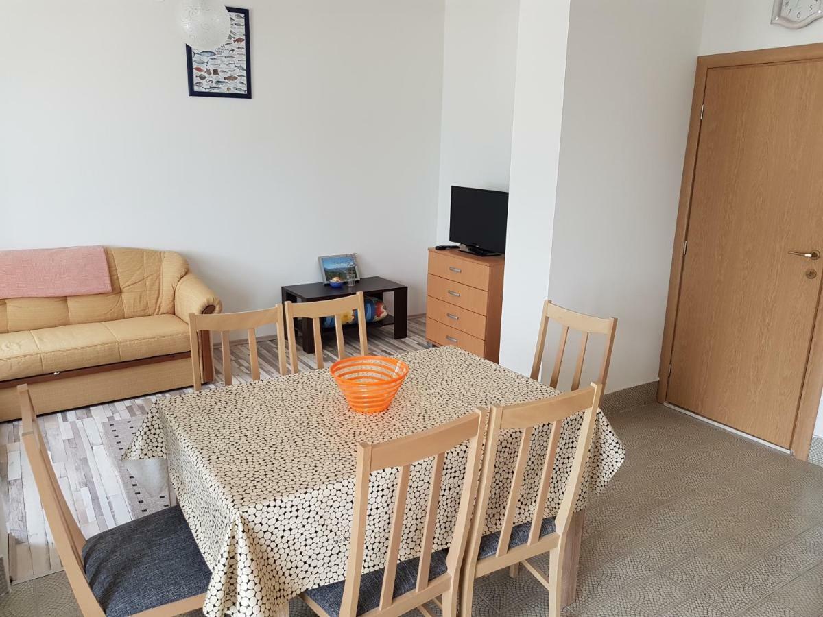 Holiday Home >Nikola< Brijesta Zewnętrze zdjęcie